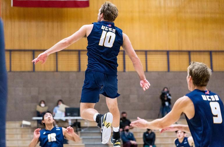 Men's Volleyball Photos